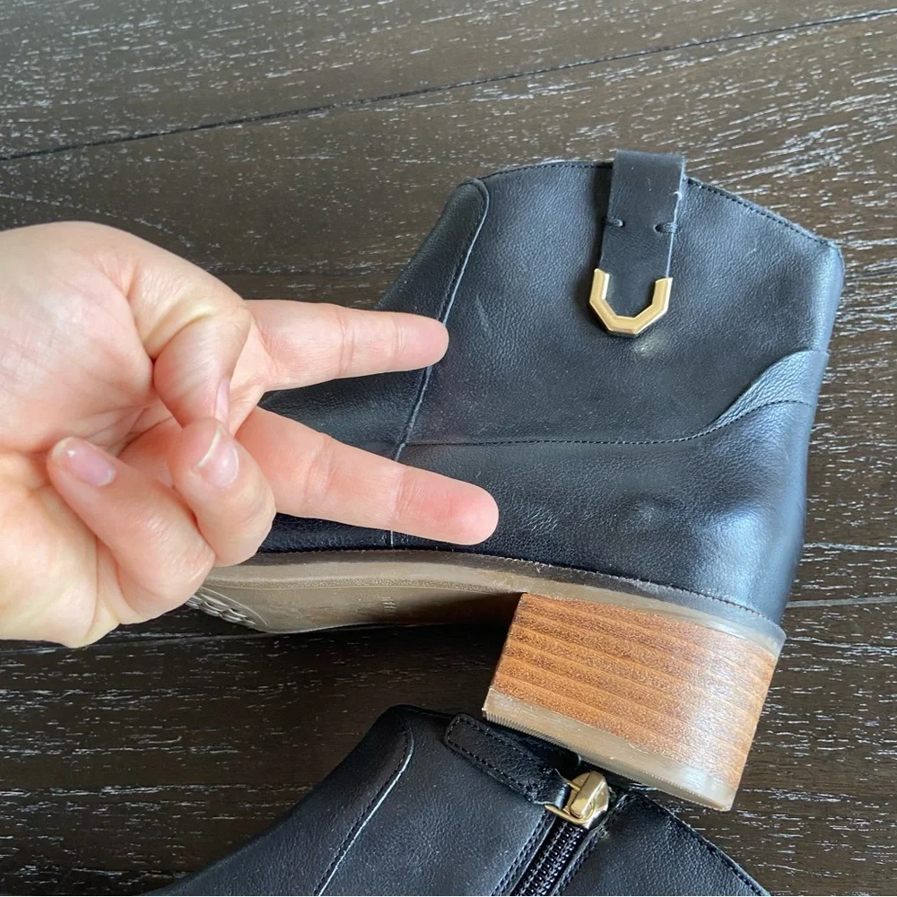 Cole Haan Maci‎ Black Leather Heeled Ankle Boot Size 7.5
